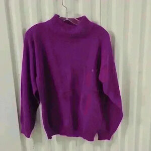 Purple sweater crew neck prestige global 100% acrylic size medium good condition